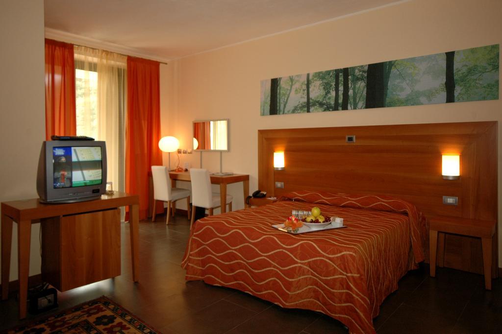 Hotel Langhe & Monferrato Costigliole d'Asti Eksteriør billede