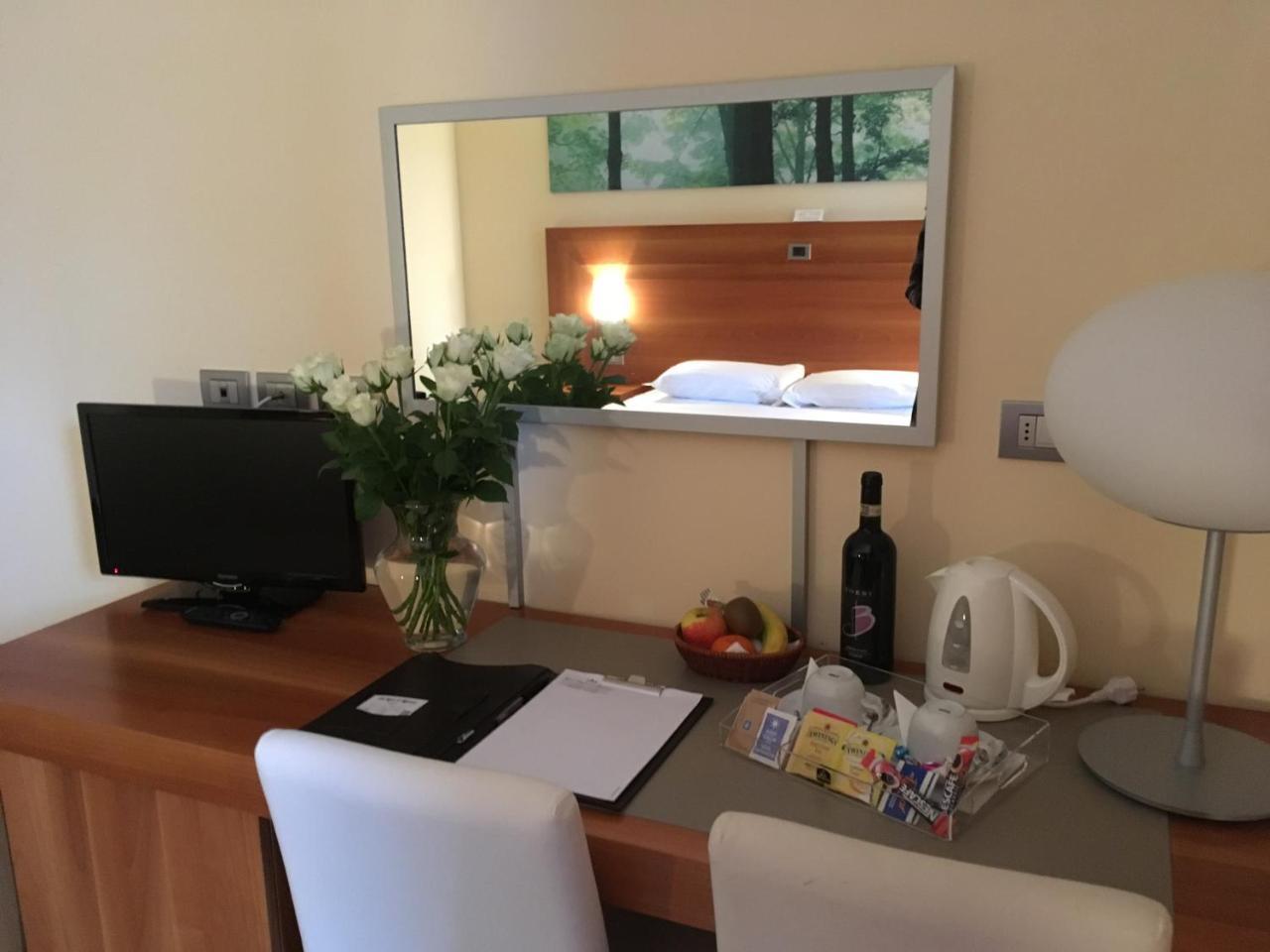 Hotel Langhe & Monferrato Costigliole d'Asti Eksteriør billede